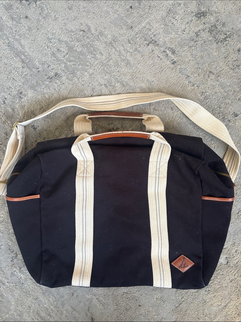 Large Canvas Weekender Bag with Contrast Straps - Black